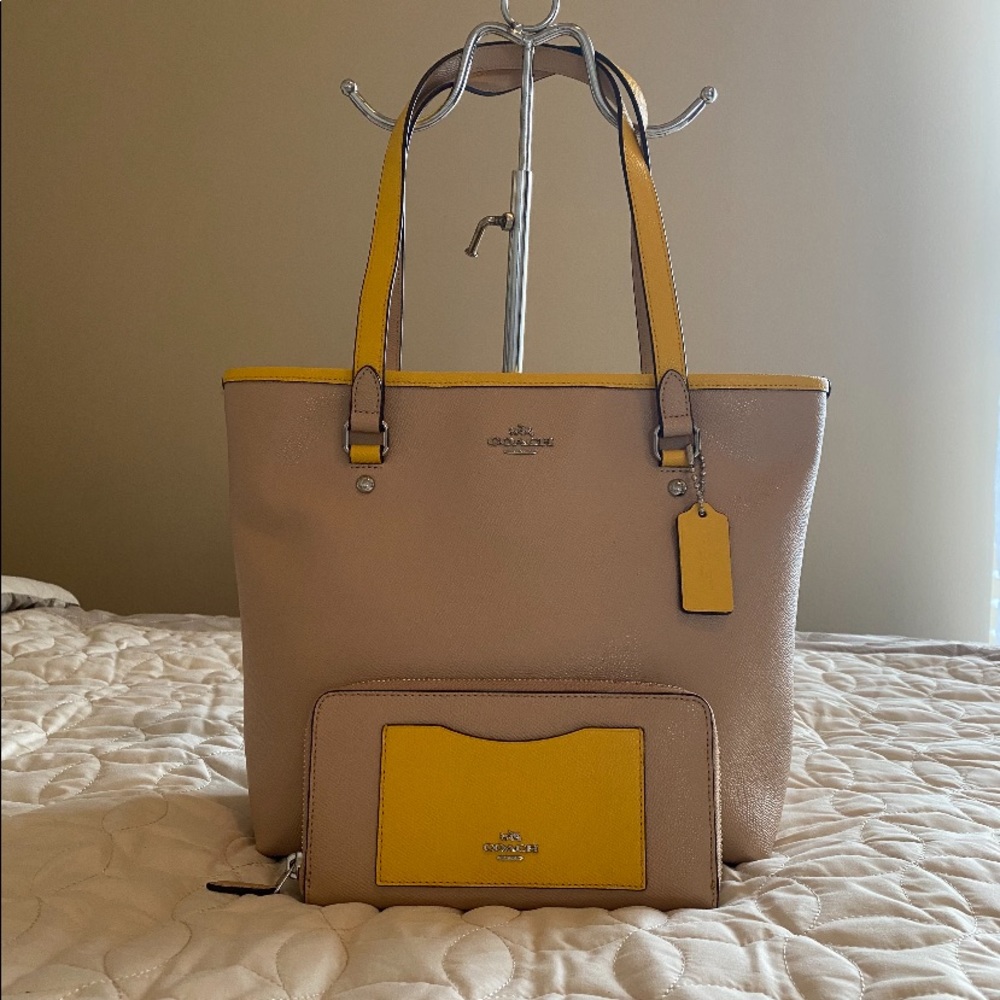 Coach PURSE + Wallet Set